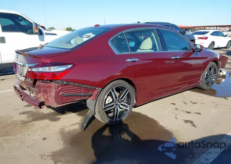 2017 Honda Accord Touring V6 z USA, uszkodzony, nr VIN 1HGCR3F99HA044595